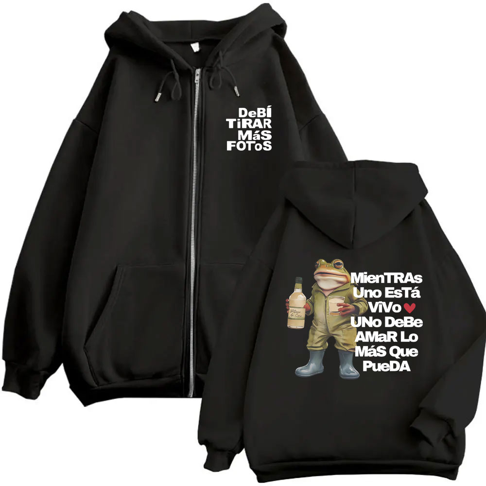 Foto Street Fashion - Rapper Bad Bunny Debi Tirar Mas