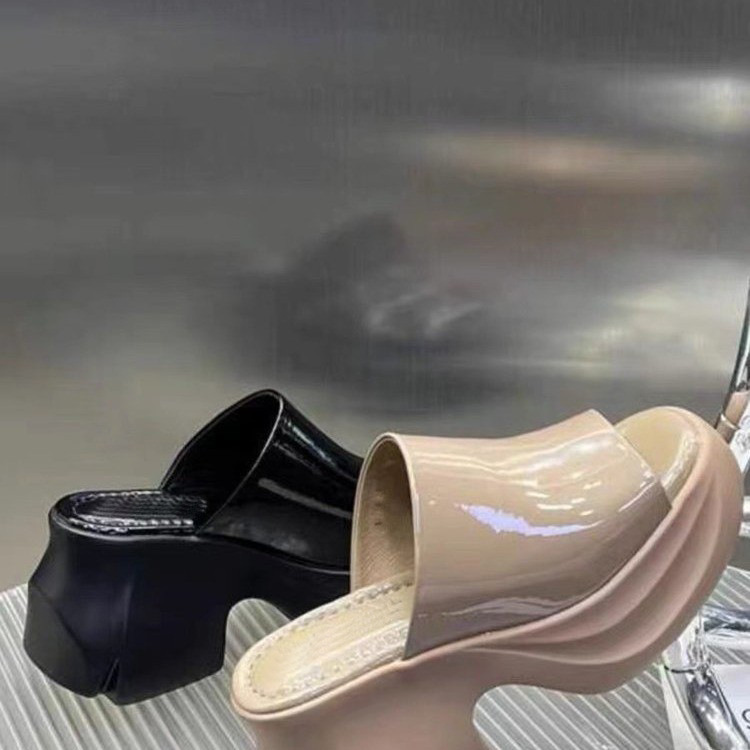 Summer Women's Slippers Fashio - مراجعة Street Fashion Luxury وسعره