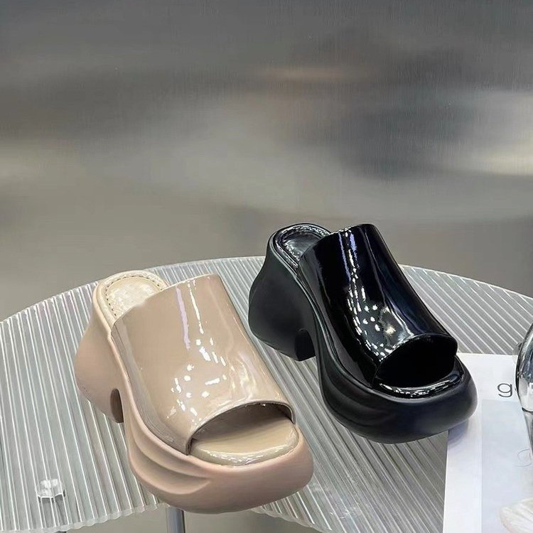 Summer Women's Slippers Fashio - مراجعة Street Fashion Luxury وسعره