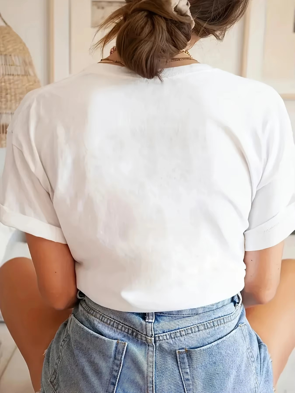 Women's T-shirt Paris 2026 Sum - مراجعة Street Fashion In Paris وسعره