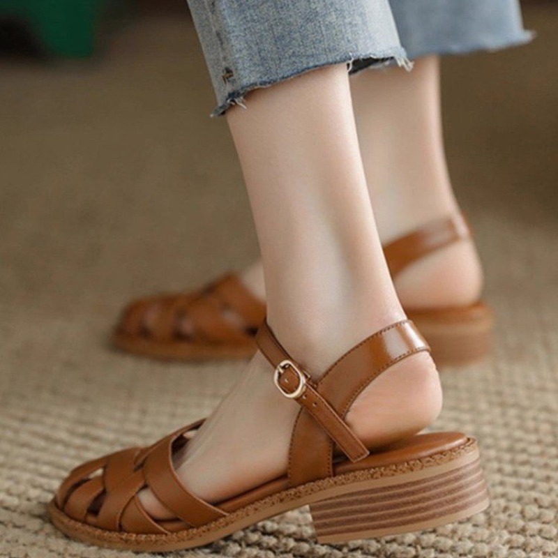 Shoes Female 2025 Buckle Strap - مراجعة Street Fashion Female وسعره