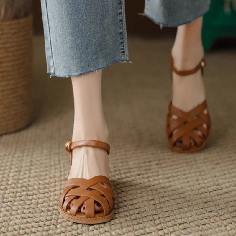 Shoes Female 2025 Buckle Strap - مراجعة Street Fashion Female وسعره
