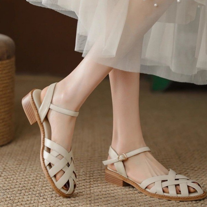 Shoes Female 2025 Buckle Strap - مراجعة Street Fashion Female وسعره