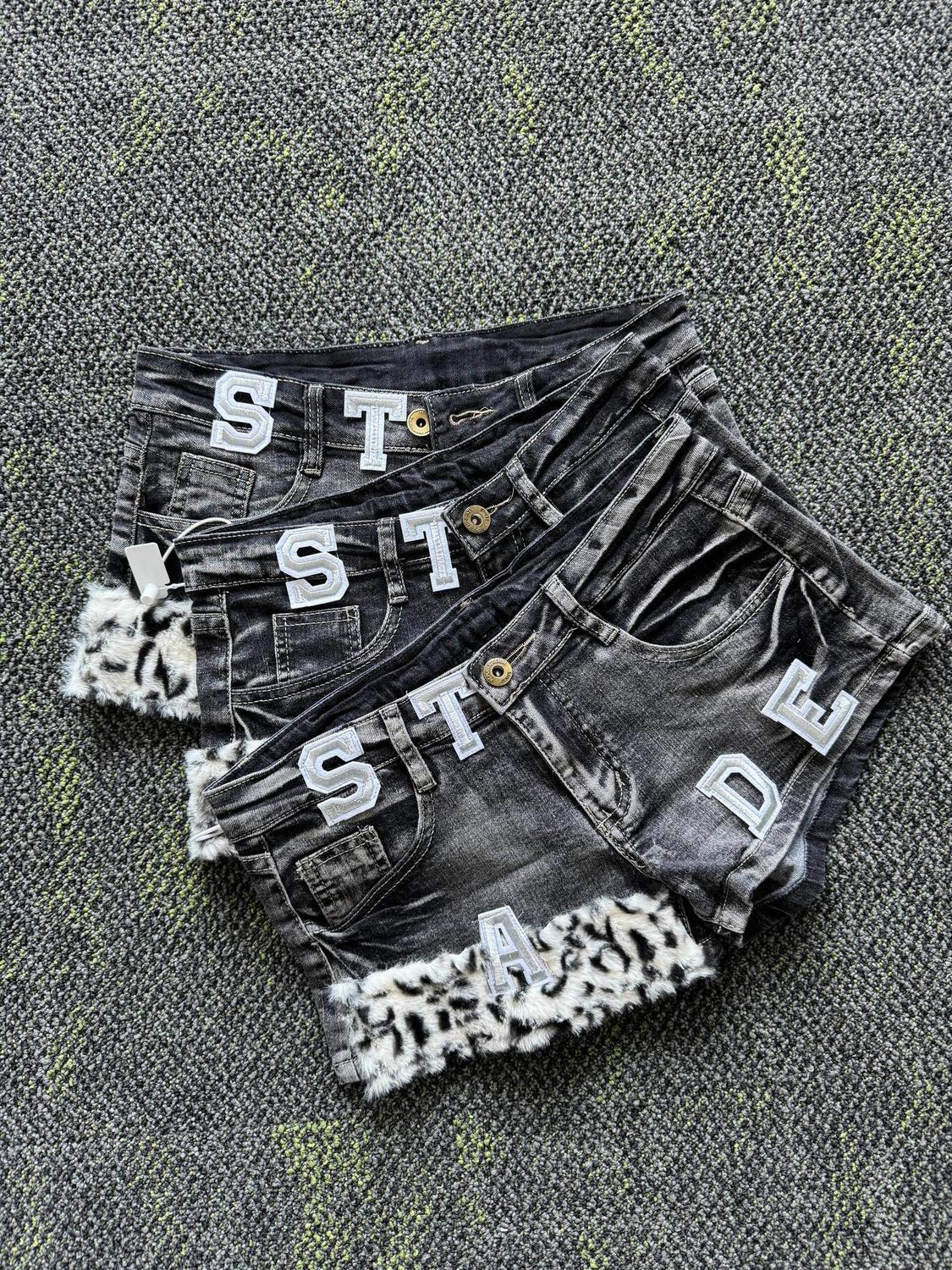 Y2k Embroidered Patch Denim Sh - مراجعة Street Fashion Denim وسعره