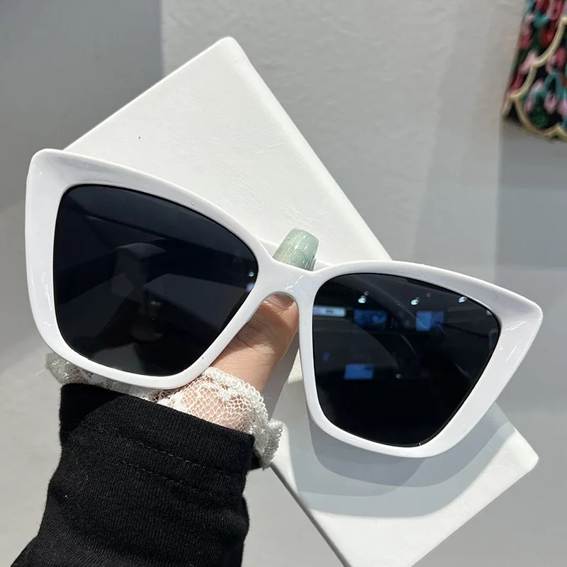 Trendy Cat Eye Sunglasses for  - مراجعة Street Fashion Glasses وسعره