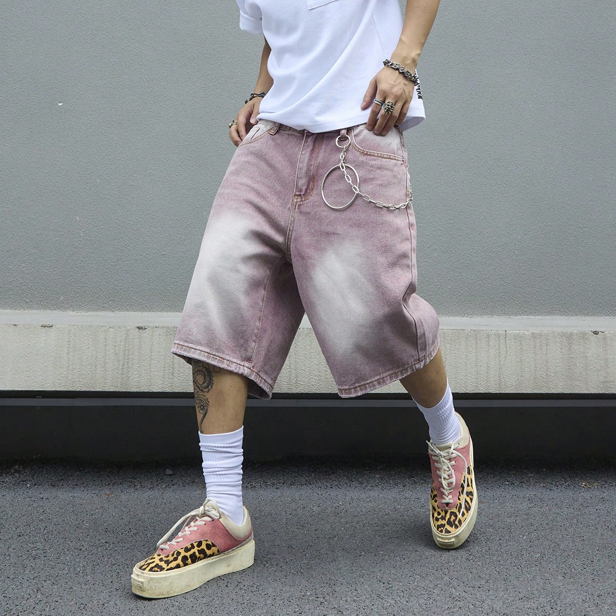 Men's Pink Gradient Denim Shor - مراجعة Street Fashion Art وسعره