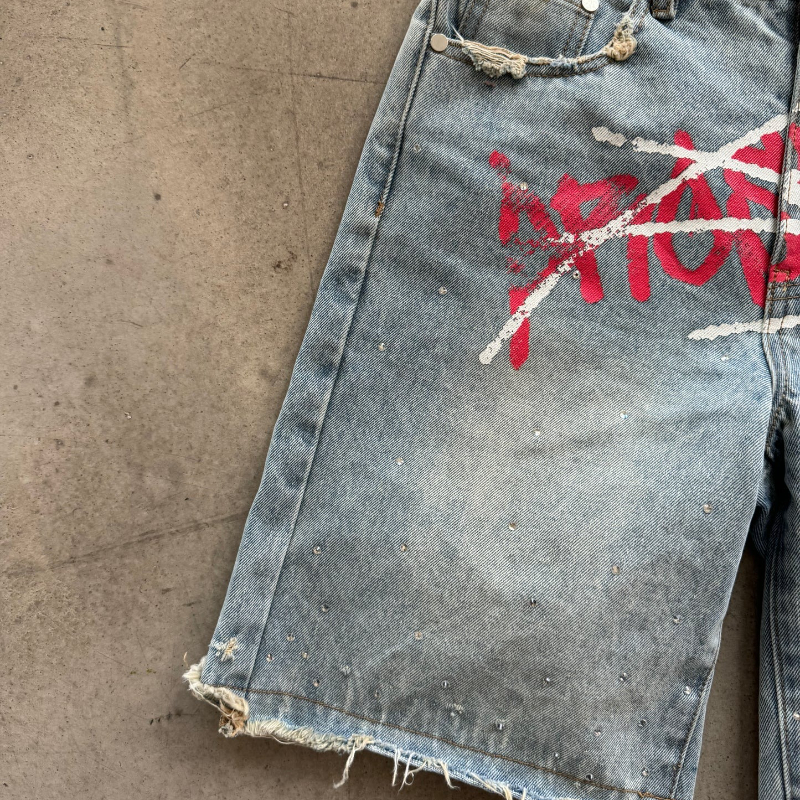Y2K Graffiti Jorts Rhinestone  - مراجعة Street Fashion Art وسعره