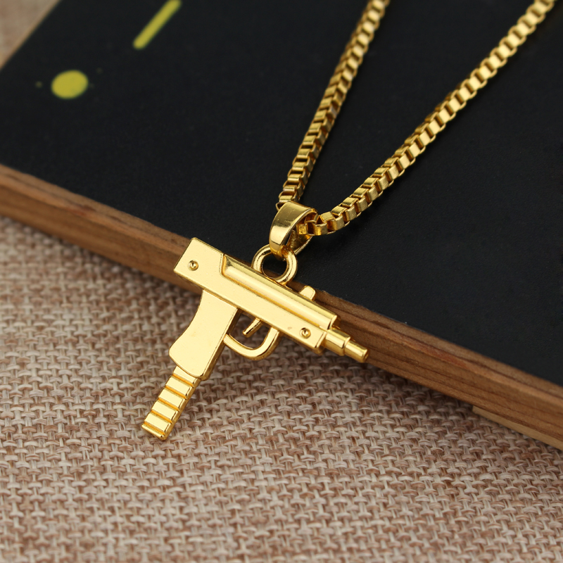 Trendy Uzi Gun Shaped Pendant  - مراجعة Street Fashion Art وسعره