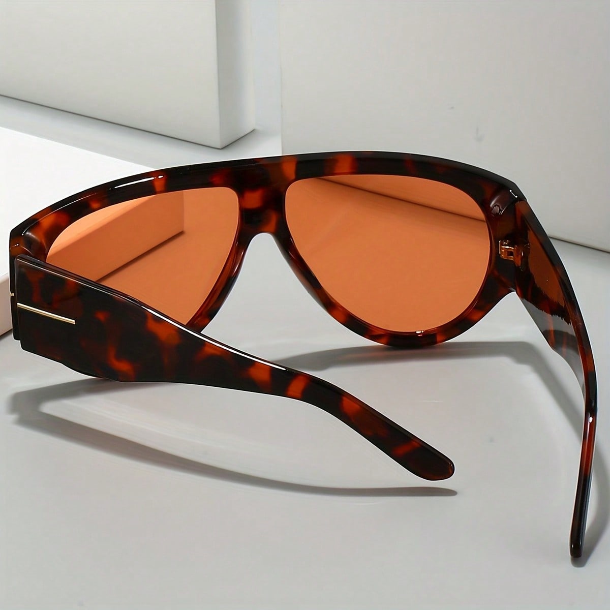 Vintage Glasses - Vintage Brow - مراجعة Street Fashion Photo وسعره