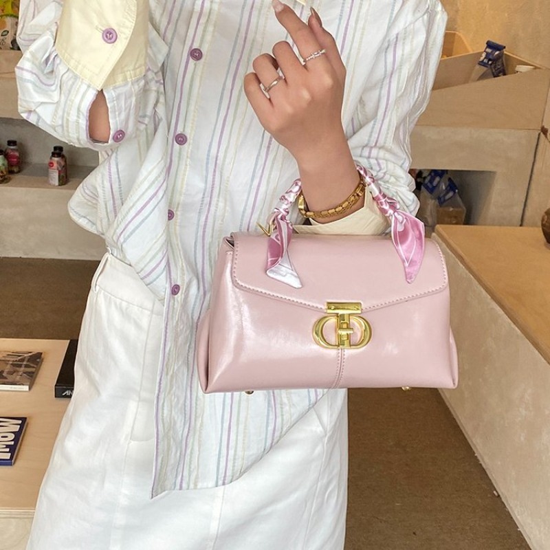 Solid Color Diaper Bag Letter  - مراجعة Street Fashion In Paris وسعره